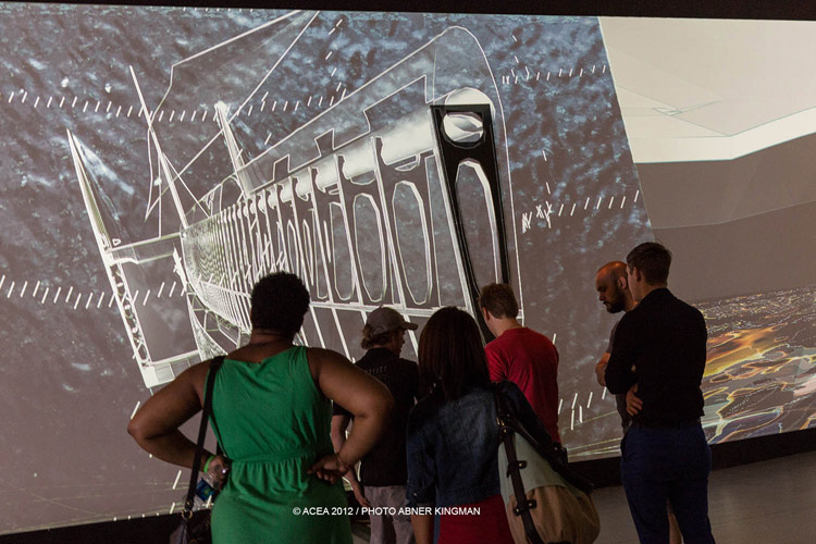 Bird's-eye perspective on wings. Photo: 2013 ACEA/Abner Kingman