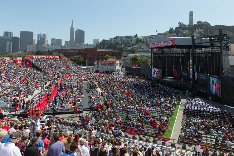 Pavilion and skyline. Photo: 2013 ACEA/Abner Kingman