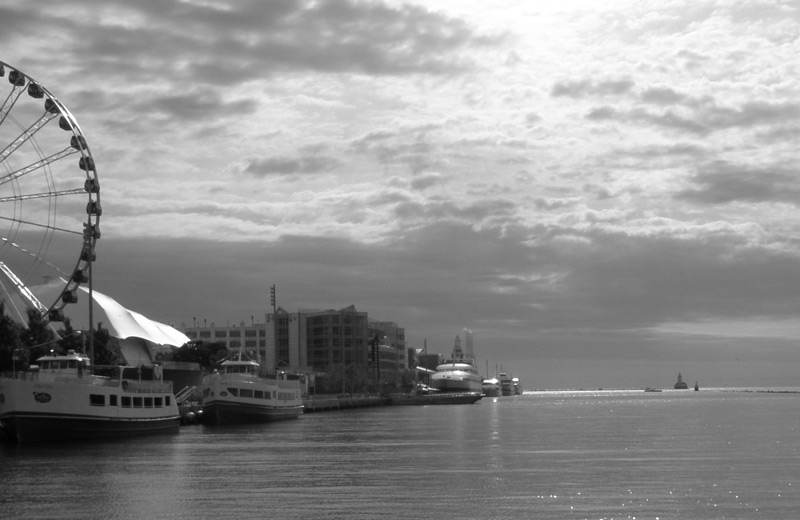 Thursday morning saw a quiet sunrise over the pier, but predictions for strong thunderstorms late Thursday night kept the AC45 yachts from being launched for an open practice. Photo:©2016 CupInfo.com